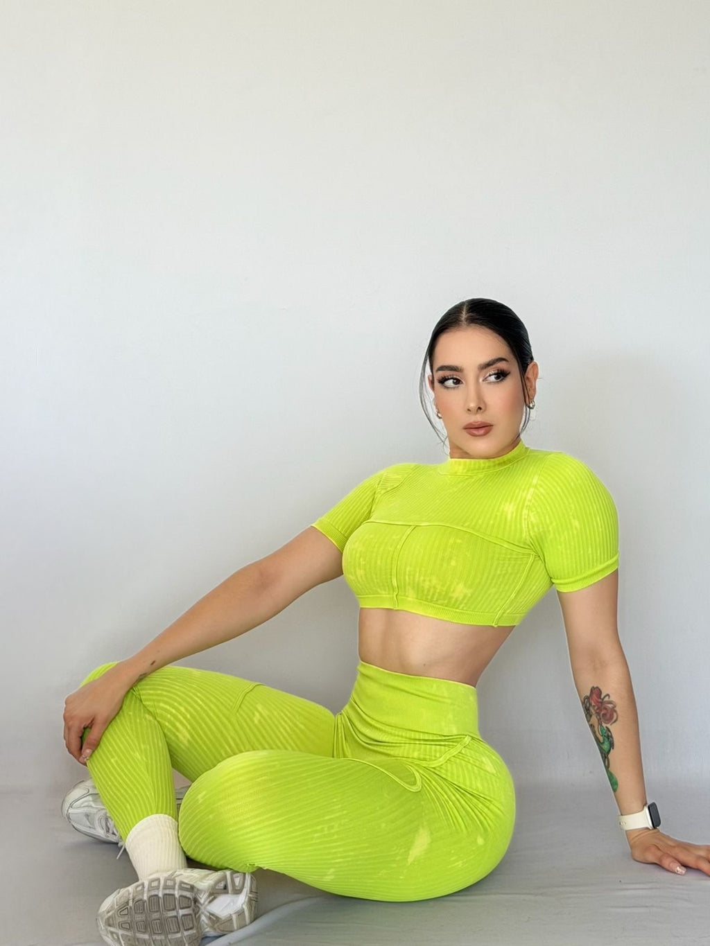 AURA TIE DYE SET