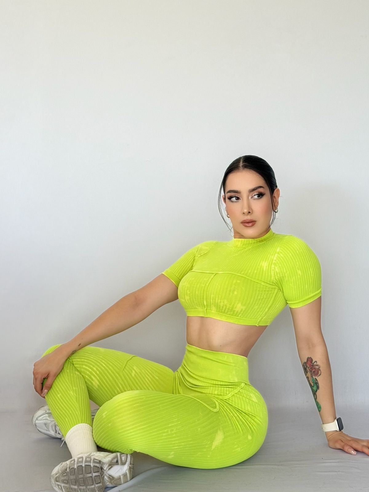 AURA TIE DYE SET